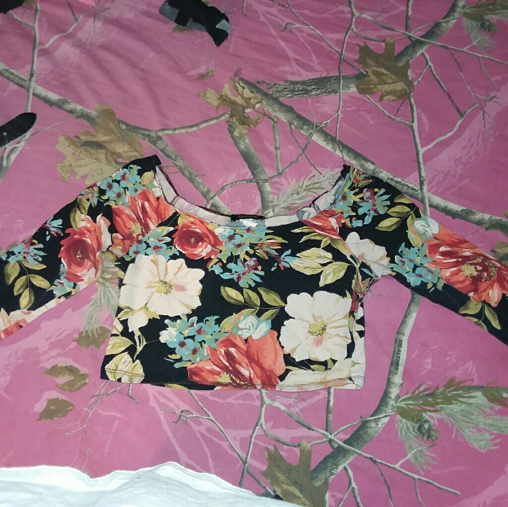 Crop top